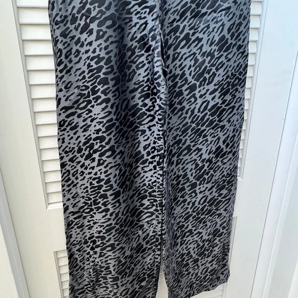 Equipment- Animal Print Flare Pants- sz. 4 - Picture 11 of 16